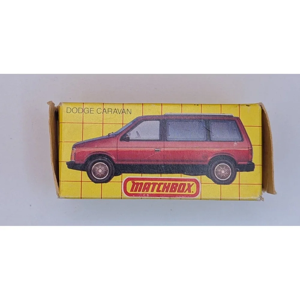 Matchbox 1984 Dodge Caravan Burgundy Diecast Car Made in England Original Box